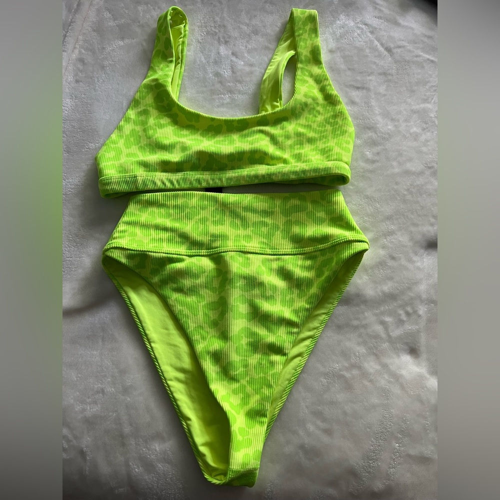 Beach Riot Bikini XS lime green